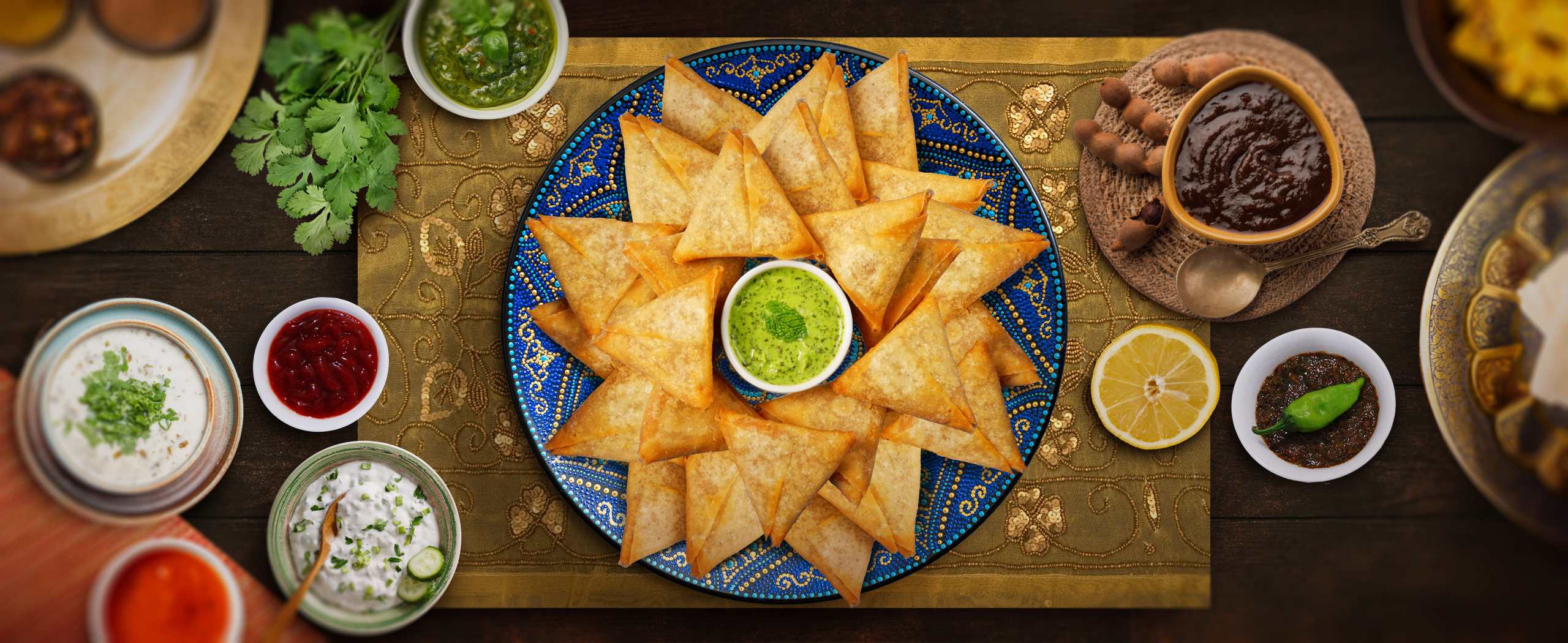 samosa dipping sauces. Kaiser Samosa. Kaiser Foodline.